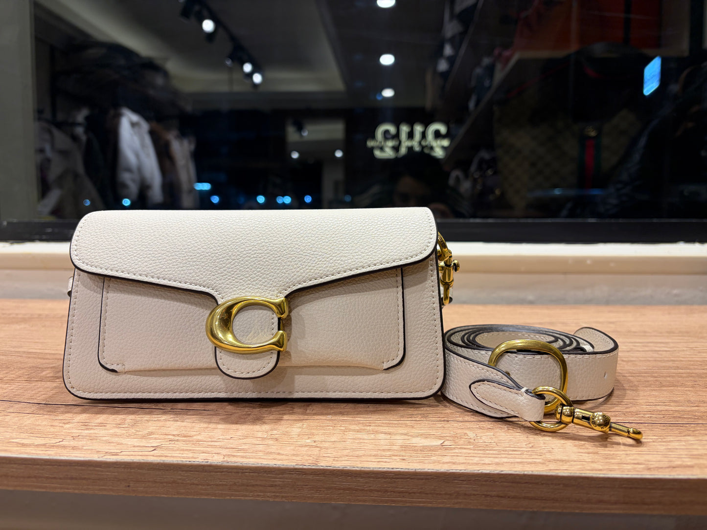 C O A C H Tabby Shoulder Bag 20