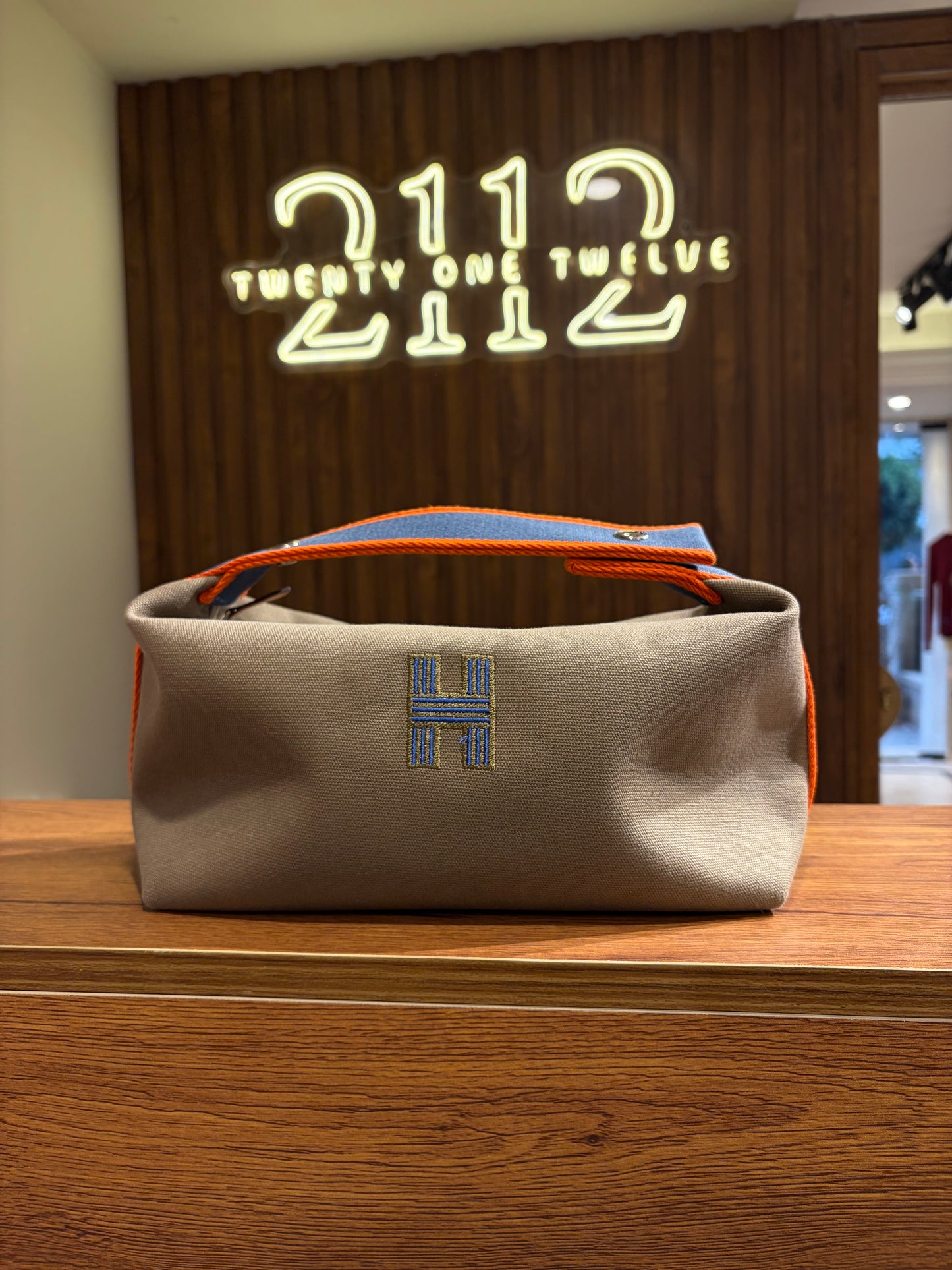 H E R M È S Bride-a-Brac Case 25