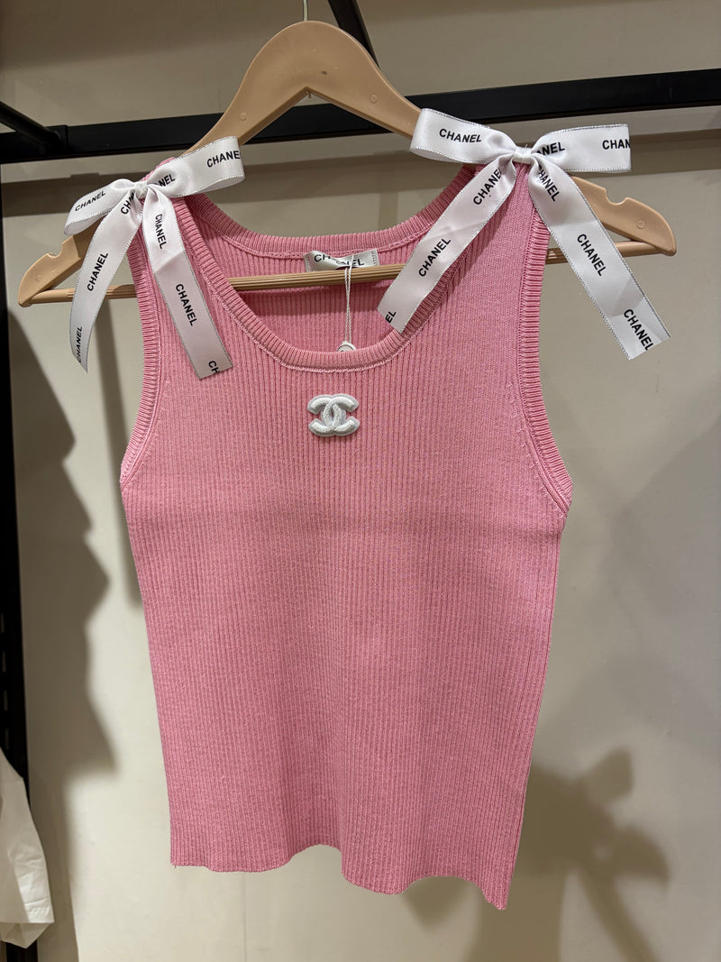 Tops/T-shirts