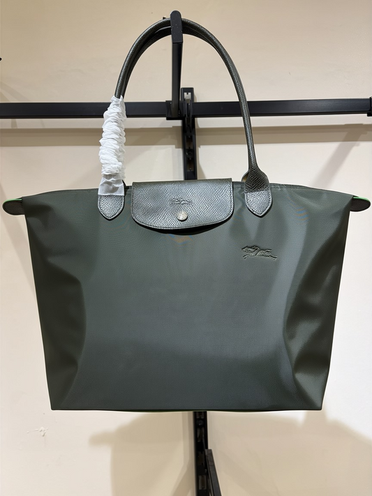 L O N G C H A M P Large Bag 32