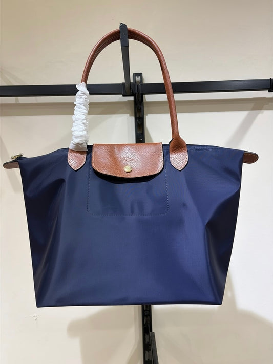 L O N G C H A M P Large Bag 32