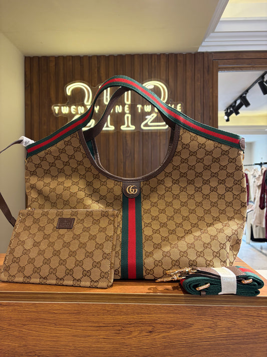 G U C C I Giglio Medium Tote Bag