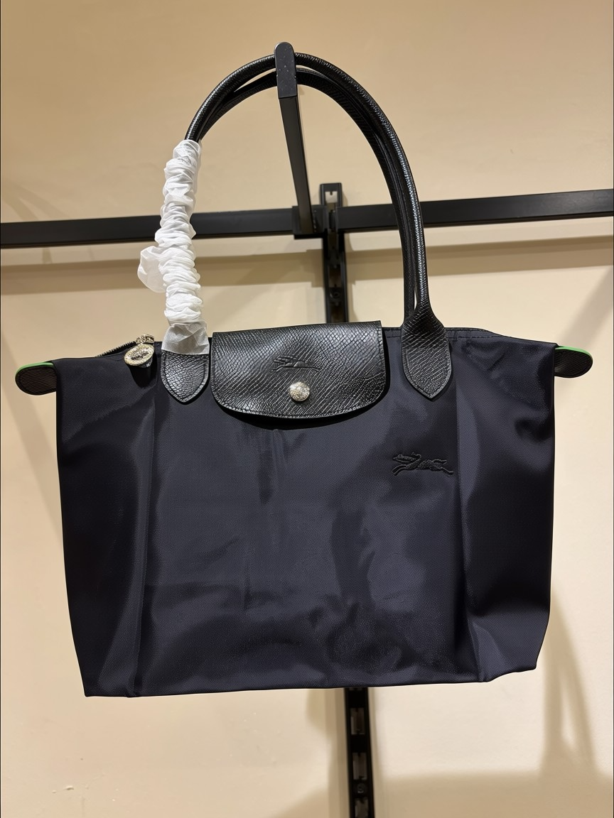 L O N G C H A M P Medium Bag 25