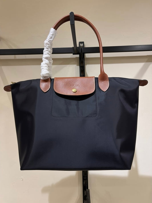L O N G C H A M P Large Bag 32
