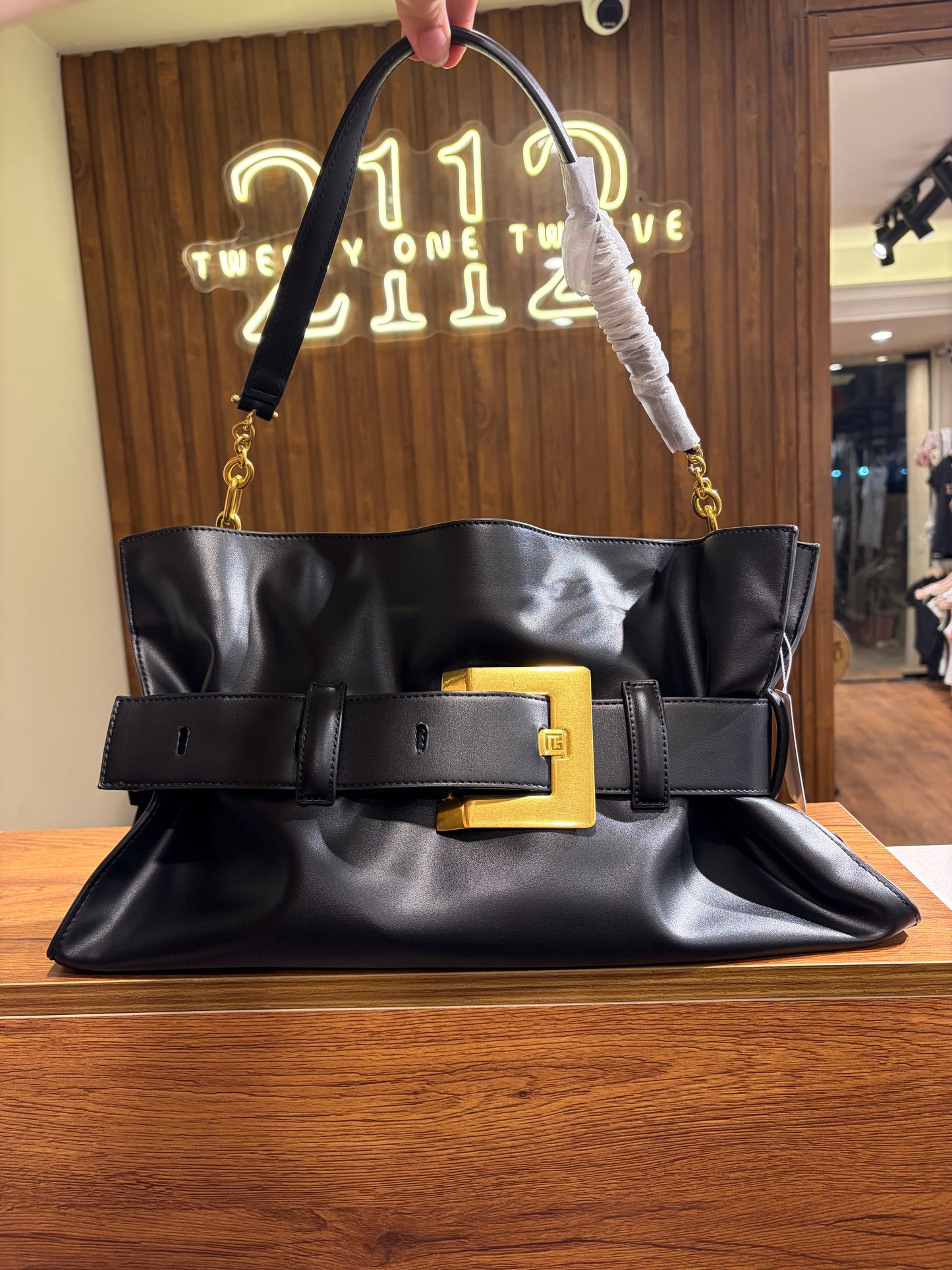 B A L M A I N Large Shoulder Bag