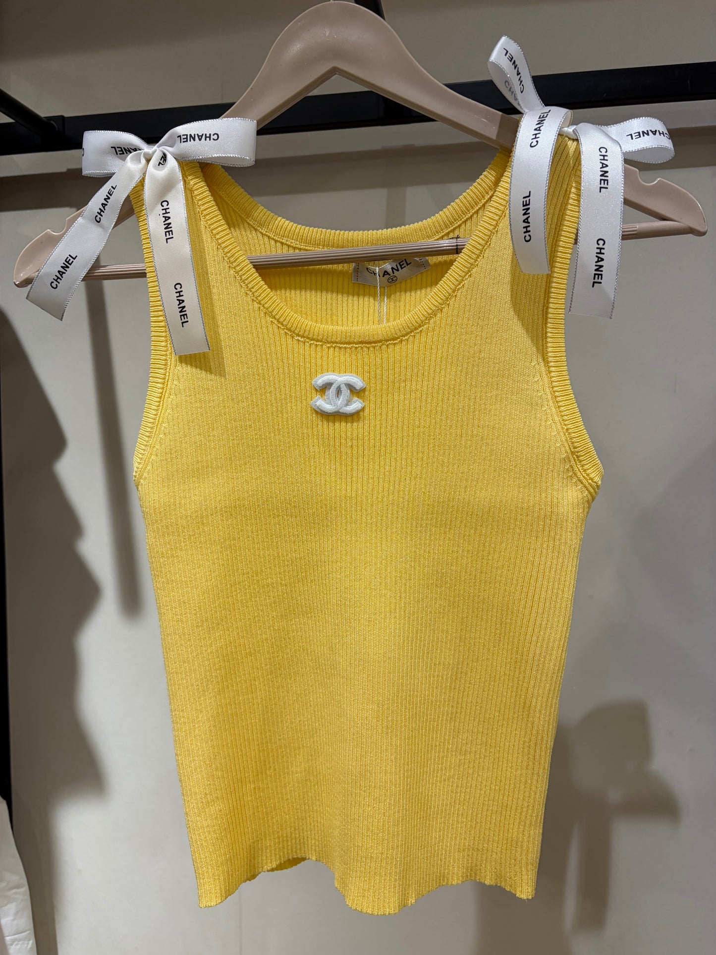 C H A N E L Bow Tanktop