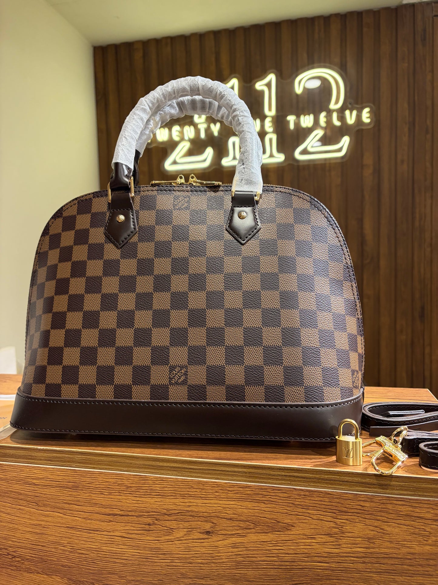 L V Alma PM Handbag 32