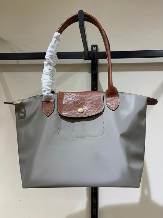 L O N G C H A M P Medium Bag 25