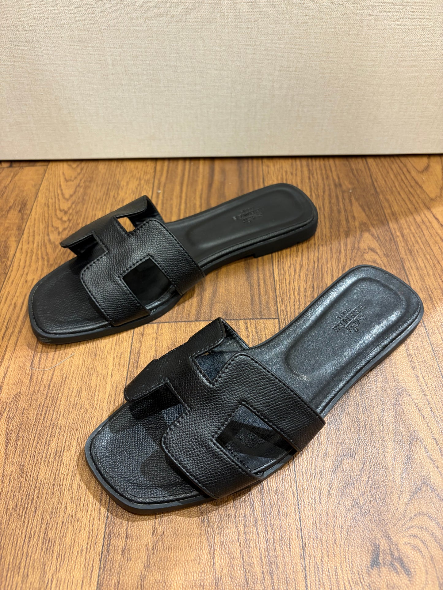 H E R M È S Oran Sandal